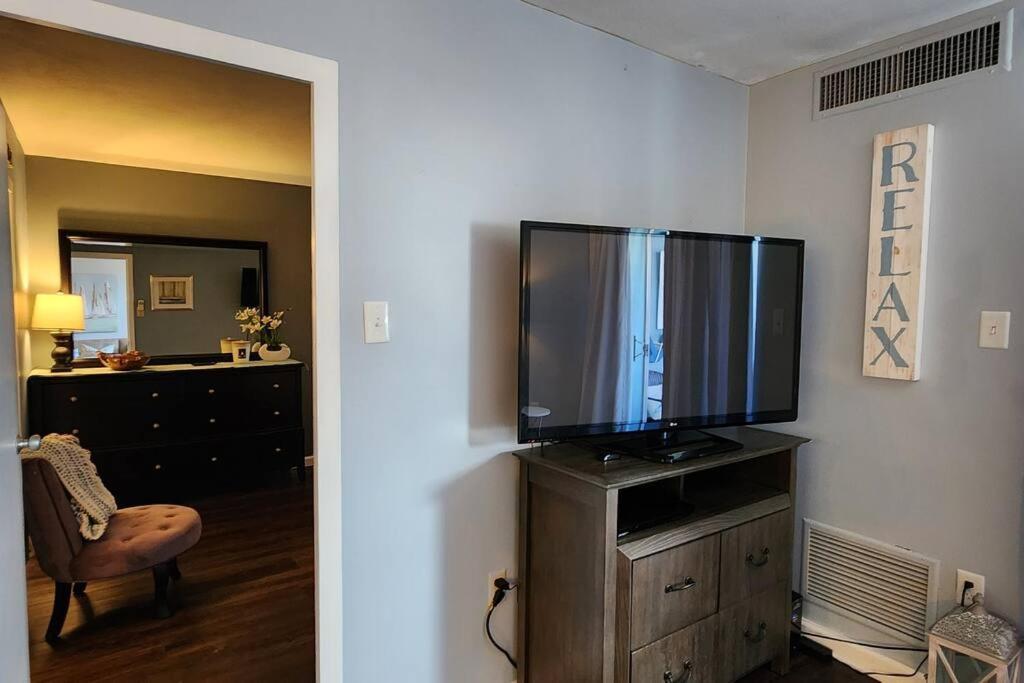 Perfect Couples Retreat - Close To All Amenities Hot Springs Exterior photo