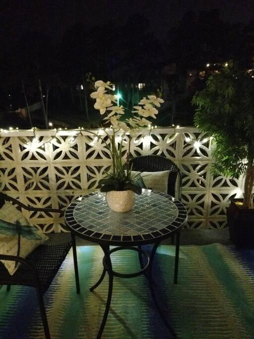 Perfect Couples Retreat - Close To All Amenities Hot Springs Exterior photo